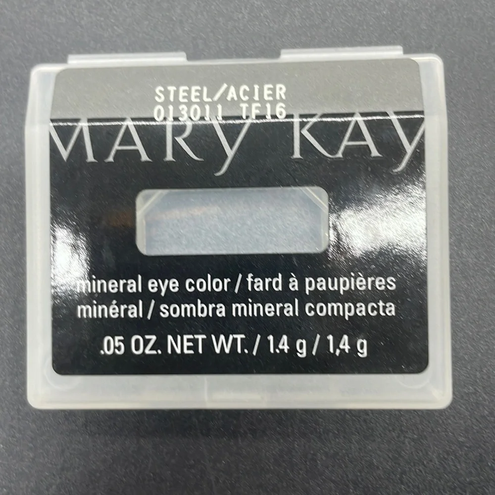 NEW MARY KAY Mineral Eye Color STEEL / ACIER